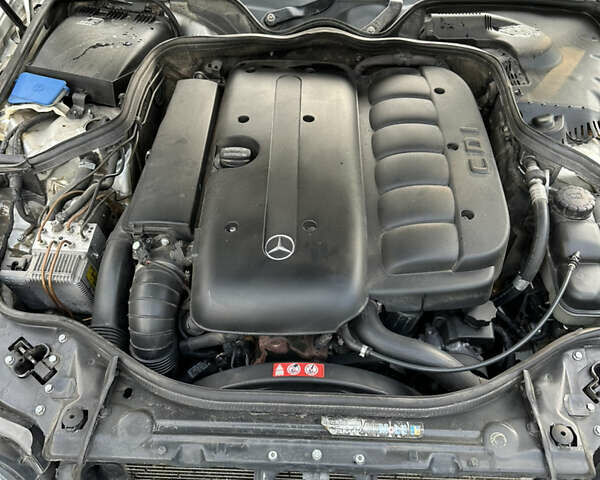 Мерседес Е-Класс, объемом двигателя 3.2 л и пробегом 470 тыс. км за 7100 $, фото 9 на Automoto.ua