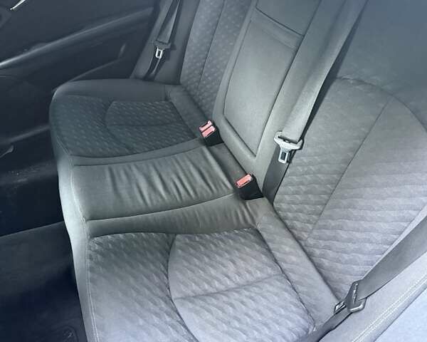 Мерседес Е-Клас 2005 у Хусте на Automoto.ua Мерседес Е-Клас, об'ємом двигуна 2.2 л та пробігом 437 тис. км за 4800 $, фото 11 на Automoto.ua