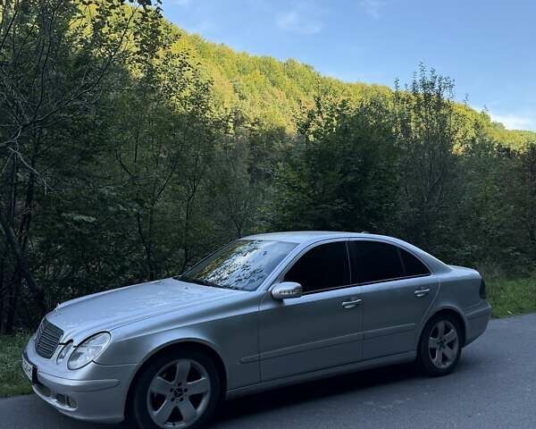 Мерседес Е-Клас 2005 у Хусте на Automoto.ua Мерседес Е-Клас, об'ємом двигуна 2.2 л та пробігом 437 тис. км за 4800 $, фото 7 на Automoto.ua