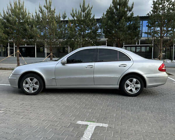 Мерседес Е-Класс, объемом двигателя 3.2 л и пробегом 470 тыс. км за 7100 $, фото 11 на Automoto.ua