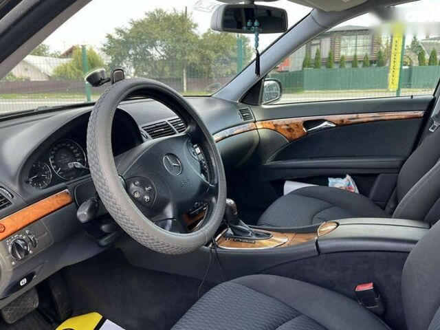 Мерседес Е-Клас, об'ємом двигуна 3 л та пробігом 287 тис. км за 8900 $, фото 8 на Automoto.ua