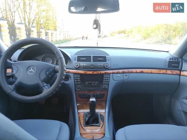 Мерседес Е-Класс, объемом двигателя 1.8 л и пробегом 249 тыс. км за 6500 $, фото 9 на Automoto.ua