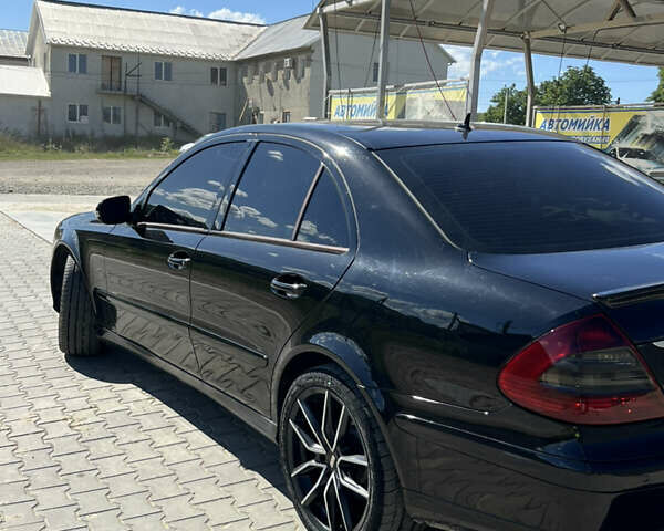 Мерседес Е-Класс, объемом двигателя 2.2 л и пробегом 350 тыс. км за 7756 $, фото 1 на Automoto.ua