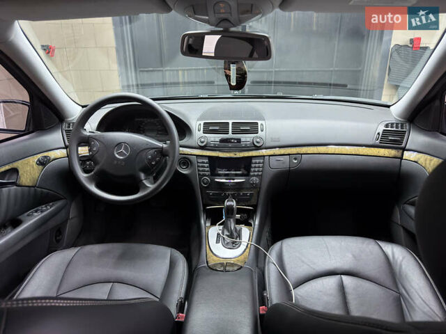Мерседес Е-Клас, об'ємом двигуна 1.8 л та пробігом 253 тис. км за 8999 $, фото 4 на Automoto.ua