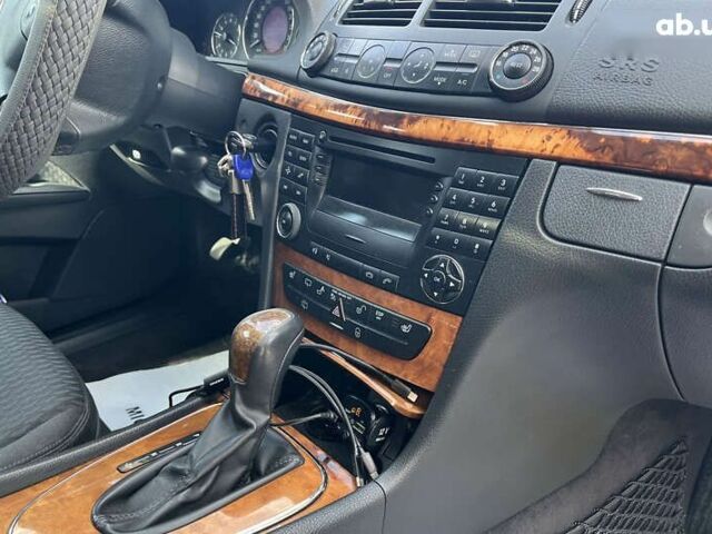 Мерседес Е-Клас, об'ємом двигуна 3 л та пробігом 287 тис. км за 8900 $, фото 21 на Automoto.ua
