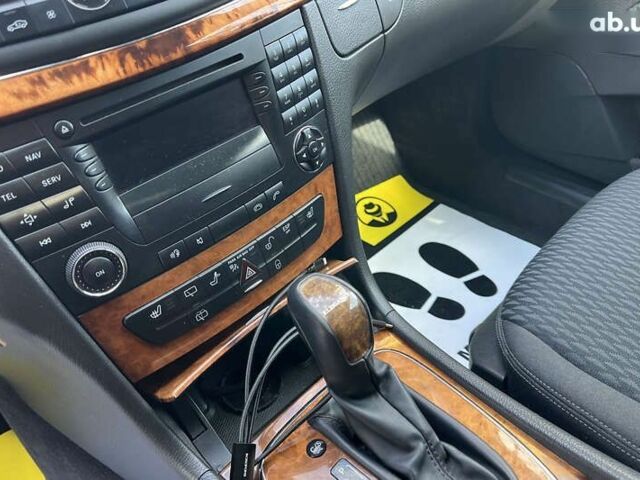 Мерседес Е-Клас, об'ємом двигуна 3 л та пробігом 287 тис. км за 8900 $, фото 11 на Automoto.ua