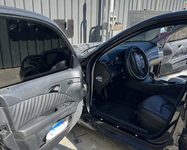 Мерседес Е-Класс, объемом двигателя 2.2 л и пробегом 350 тыс. км за 7756 $, фото 12 на Automoto.ua