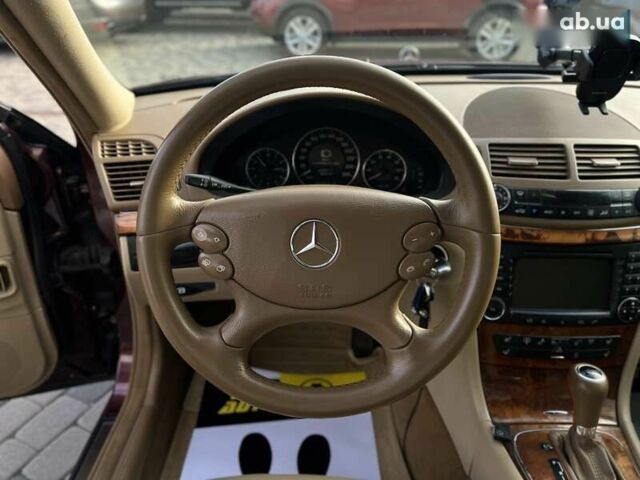 Мерседес Е-Класс, объемом двигателя 3 л и пробегом 405 тыс. км за 7500 $, фото 9 на Automoto.ua