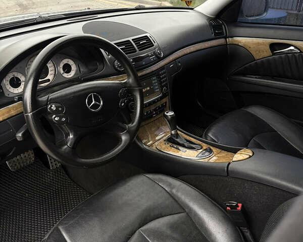 Мерседес Е-Класс, объемом двигателя 3 л и пробегом 370 тыс. км за 10800 $, фото 7 на Automoto.ua