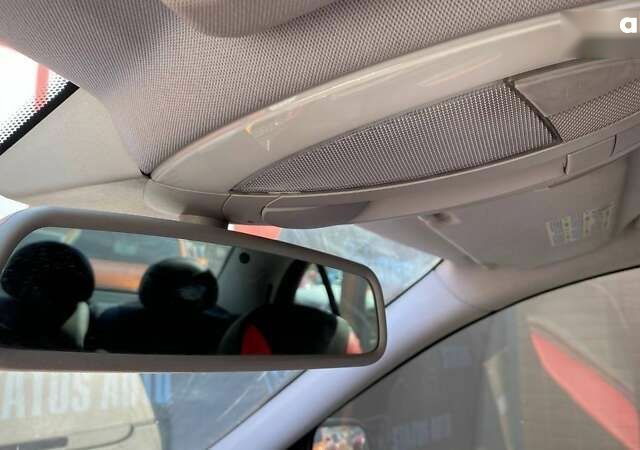 Мерседес Е-Клас, об'ємом двигуна 2.2 л та пробігом 185 тис. км за 10500 $, фото 22 на Automoto.ua