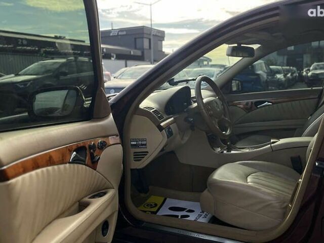 Мерседес Е-Класс, объемом двигателя 3 л и пробегом 405 тыс. км за 7500 $, фото 19 на Automoto.ua