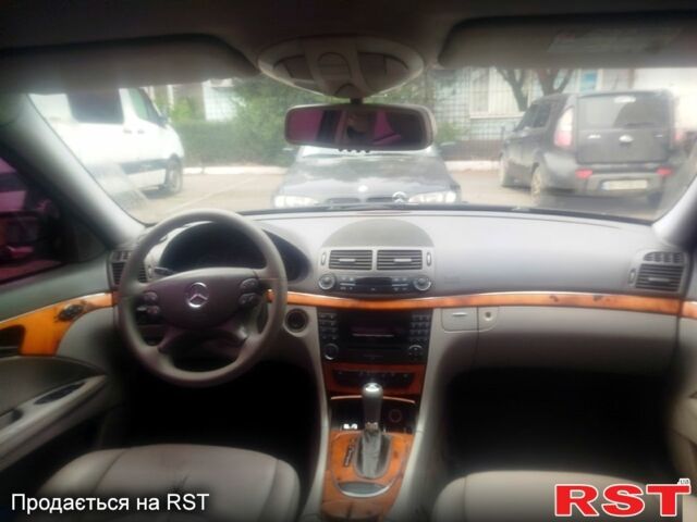 Мерседес Е-Класс, объемом двигателя 2.2 л и пробегом 0 тыс. км за 7000 $, фото 3 на Automoto.ua