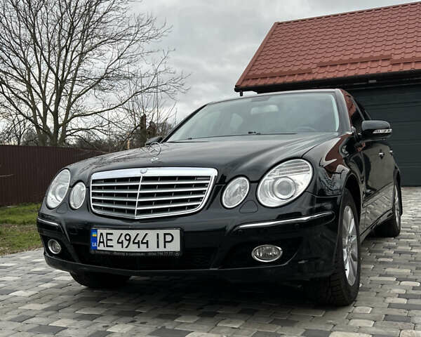 Мерседес Е-Класс, объемом двигателя 1.8 л и пробегом 202 тыс. км за 10000 $, фото 1 на Automoto.ua