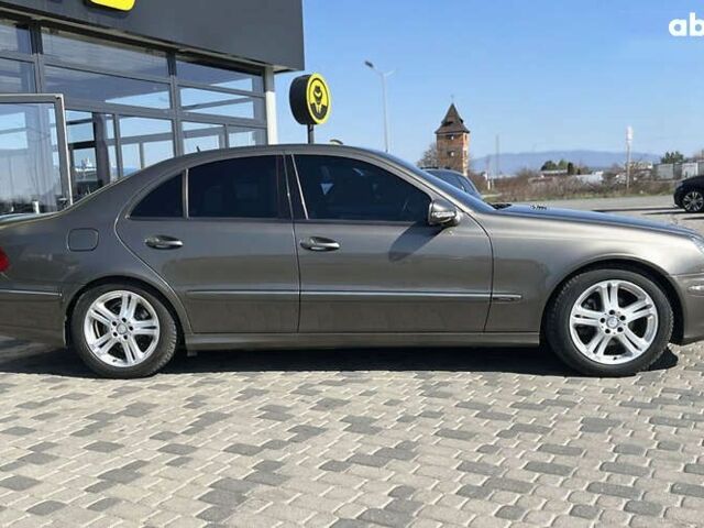Мерседес Е-Класс, объемом двигателя 2.2 л и пробегом 348 тыс. км за 8600 $, фото 7 на Automoto.ua