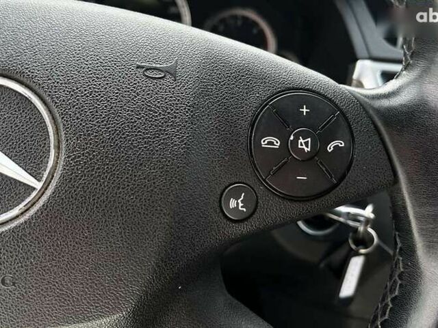 Мерседес Е-Клас, об'ємом двигуна 2.1 л та пробігом 231 тис. км за 11000 $, фото 11 на Automoto.ua