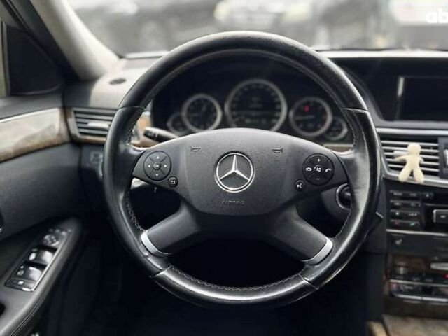 Мерседес Е-Клас, об'ємом двигуна 2.1 л та пробігом 231 тис. км за 11000 $, фото 13 на Automoto.ua