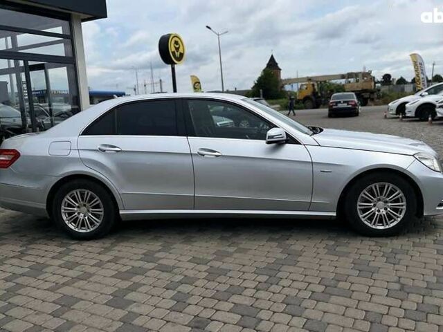 Мерседес Е-Клас, об'ємом двигуна 2.1 л та пробігом 231 тис. км за 11000 $, фото 6 на Automoto.ua