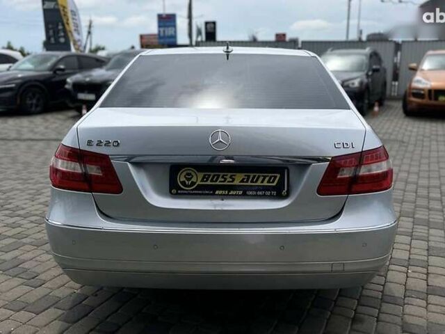 Мерседес Е-Клас, об'ємом двигуна 2.1 л та пробігом 231 тис. км за 11000 $, фото 5 на Automoto.ua