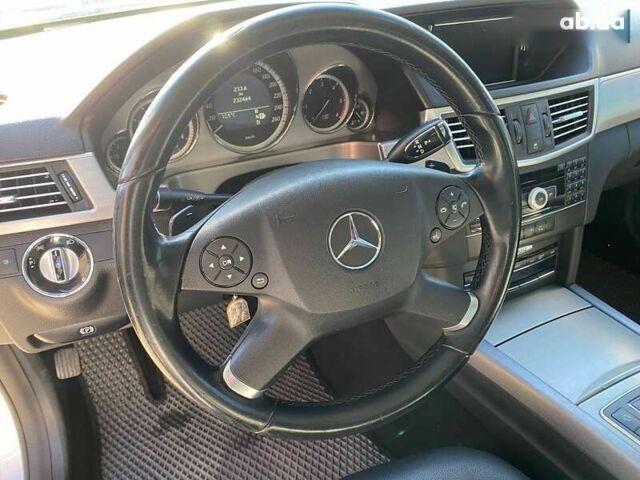 Мерседес Е-Клас, об'ємом двигуна 3 л та пробігом 232 тис. км за 10900 $, фото 13 на Automoto.ua