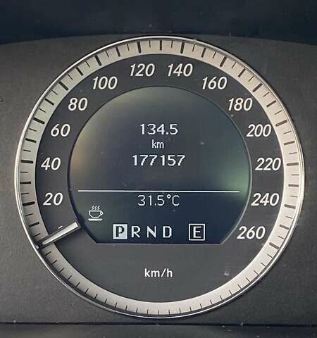 Мерседес Е-Класс, объемом двигателя 1.8 л и пробегом 177 тыс. км за 13500 $, фото 21 на Automoto.ua