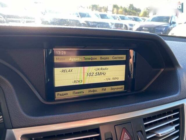 Мерседес Е-Клас, об'ємом двигуна 3 л та пробігом 232 тис. км за 10900 $, фото 15 на Automoto.ua