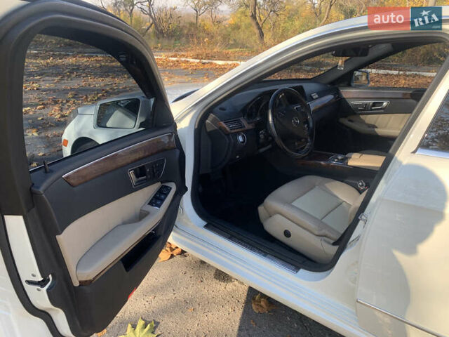 Мерседес Е-Класс, объемом двигателя 3.5 л и пробегом 270 тыс. км за 12900 $, фото 10 на Automoto.ua