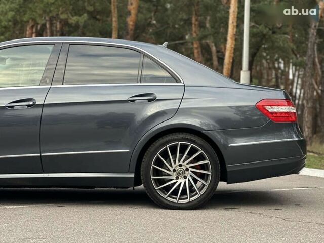 Мерседес Е-Класс, объемом двигателя 2.1 л и пробегом 293 тыс. км за 11500 $, фото 8 на Automoto.ua