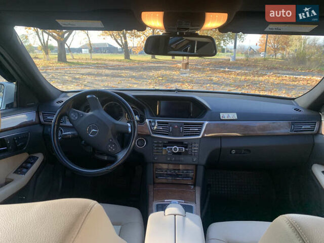 Мерседес Е-Класс, объемом двигателя 3.5 л и пробегом 270 тыс. км за 12900 $, фото 14 на Automoto.ua