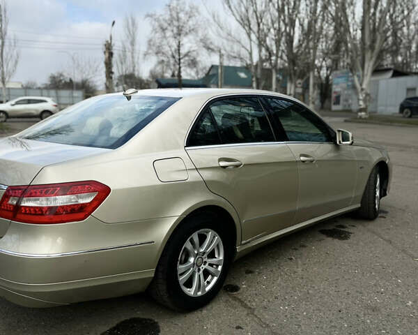 Мерседес Е-Класс, объемом двигателя 2.2 л и пробегом 250 тыс. км за 12400 $, фото 8 на Automoto.ua