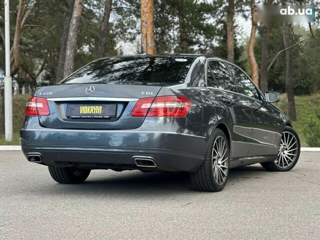 Мерседес Е-Класс, объемом двигателя 2.1 л и пробегом 293 тыс. км за 11500 $, фото 15 на Automoto.ua