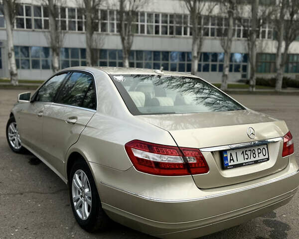 Мерседес Е-Класс, объемом двигателя 2.2 л и пробегом 250 тыс. км за 12400 $, фото 6 на Automoto.ua