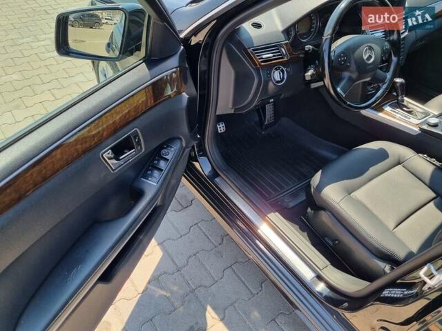 Мерседес Е-Класс, объемом двигателя 2.1 л и пробегом 357 тыс. км за 10350 $, фото 15 на Automoto.ua