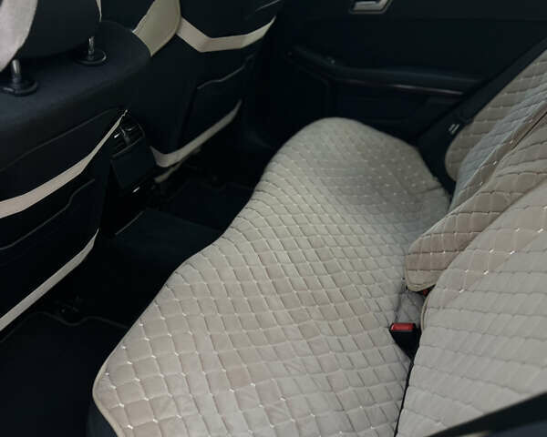 Мерседес Е-Класс, объемом двигателя 2.2 л и пробегом 250 тыс. км за 12400 $, фото 13 на Automoto.ua