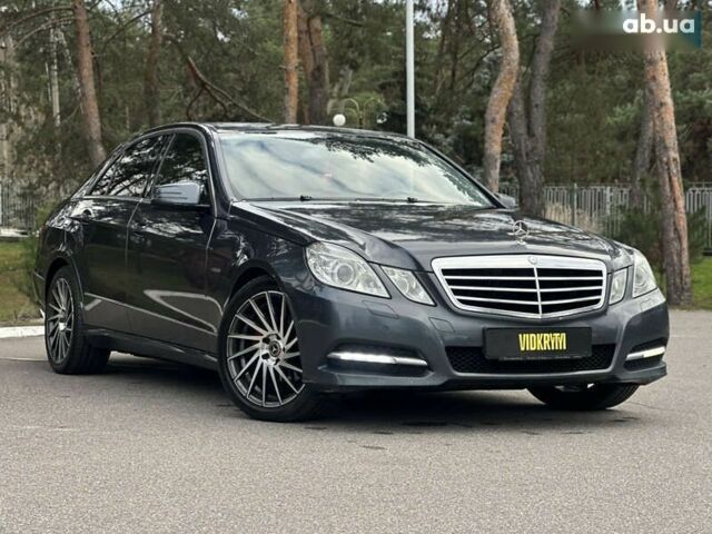 Мерседес Е-Класс, объемом двигателя 2.1 л и пробегом 293 тыс. км за 11500 $, фото 5 на Automoto.ua