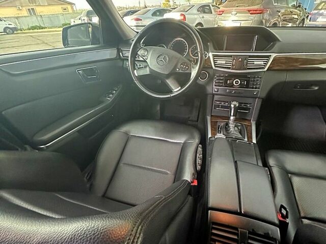 Мерседес Е-Класс 2011 в Запорожье на Automoto.ua Мерседес Е-Класс, объемом двигателя 1.8 л и пробегом 188 тыс. км за 10800 $, фото 4 на Automoto.ua