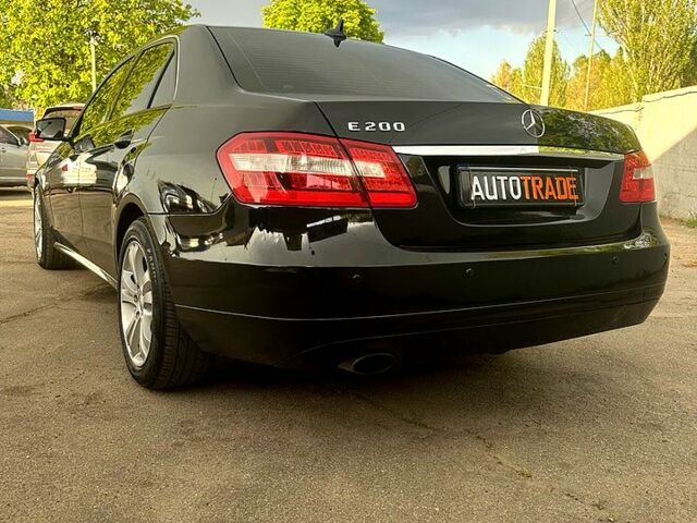 Мерседес Е-Класс 2011 в Запорожье на Automoto.ua Мерседес Е-Класс, объемом двигателя 1.8 л и пробегом 188 тыс. км за 10800 $, фото 2 на Automoto.ua