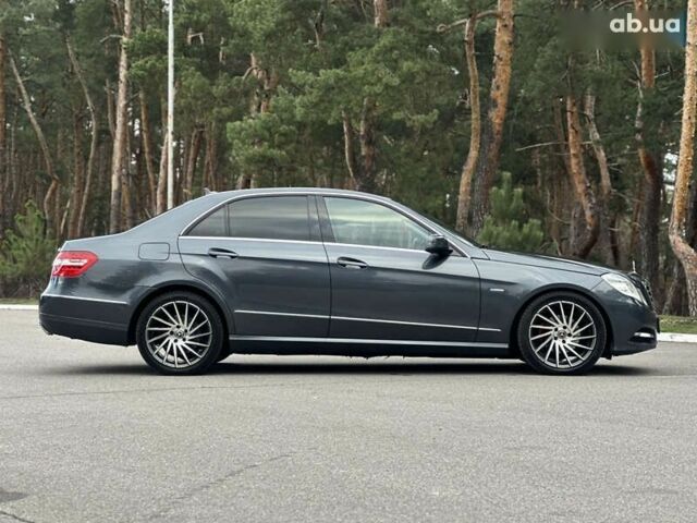 Мерседес Е-Класс, объемом двигателя 2.1 л и пробегом 293 тыс. км за 11500 $, фото 9 на Automoto.ua