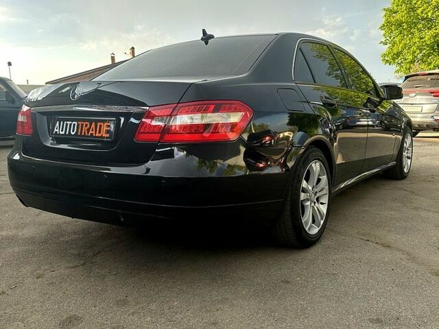 Мерседес Е-Класс 2011 в Запорожье на Automoto.ua Мерседес Е-Класс, объемом двигателя 1.8 л и пробегом 188 тыс. км за 10800 $, фото 3 на Automoto.ua