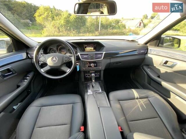 Мерседес Е-Класс, объемом двигателя 2.2 л и пробегом 240 тыс. км за 14500 $, фото 3 на Automoto.ua