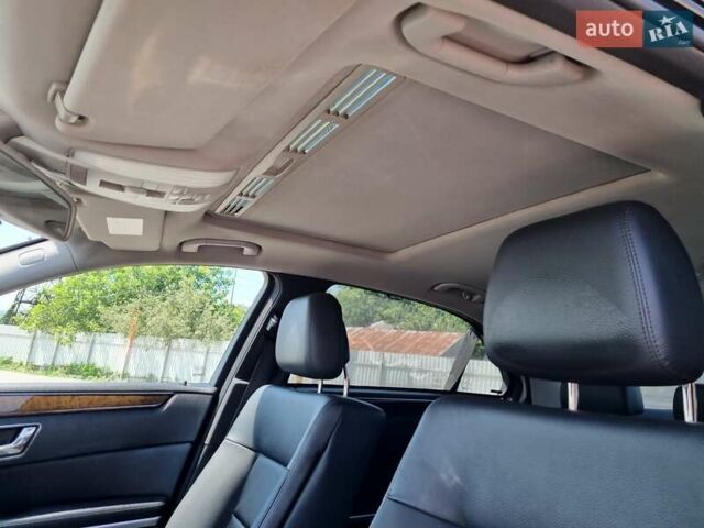Мерседес Е-Класс, объемом двигателя 2.1 л и пробегом 357 тыс. км за 10350 $, фото 16 на Automoto.ua