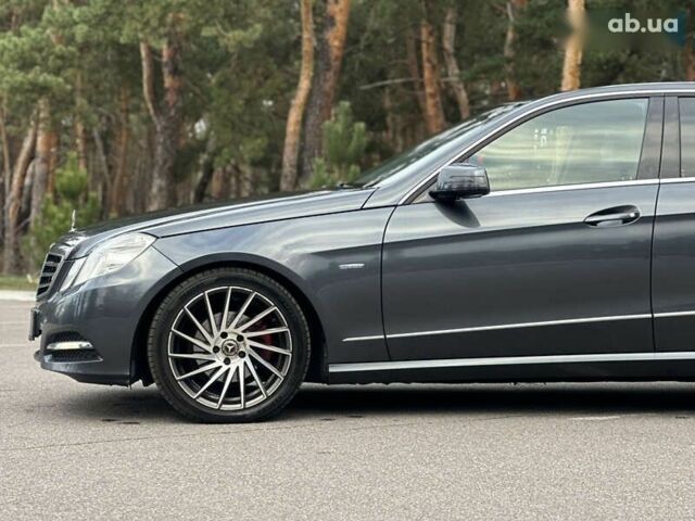 Мерседес Е-Класс, объемом двигателя 2.1 л и пробегом 293 тыс. км за 11500 $, фото 7 на Automoto.ua