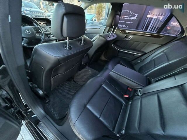 Мерседес Е-Класс, объемом двигателя 2.1 л и пробегом 298 тыс. км за 11900 $, фото 28 на Automoto.ua