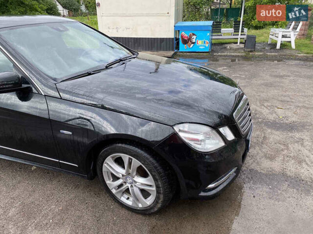 Мерседес Е-Класс, объемом двигателя 2.2 л и пробегом 270 тыс. км за 13200 $, фото 2 на Automoto.ua