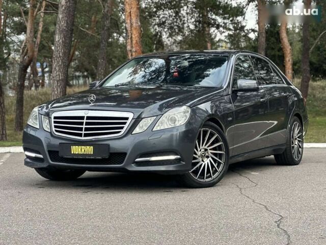 Мерседес Е-Класс, объемом двигателя 2.1 л и пробегом 293 тыс. км за 11500 $, фото 1 на Automoto.ua