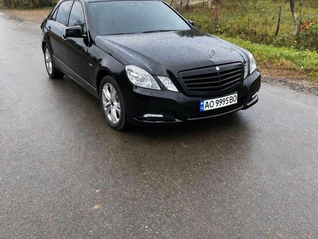 Мерседес Е-Класс, объемом двигателя 3 л и пробегом 290 тыс. км за 8700 $, фото 1 на Automoto.ua