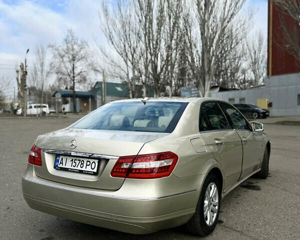 Мерседес Е-Класс, объемом двигателя 2.2 л и пробегом 250 тыс. км за 12400 $, фото 7 на Automoto.ua