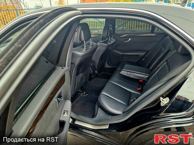 Мерседес Е-Клас, об'ємом двигуна 1.8 л та пробігом 224 тис. км за 10500 $, фото 8 на Automoto.ua