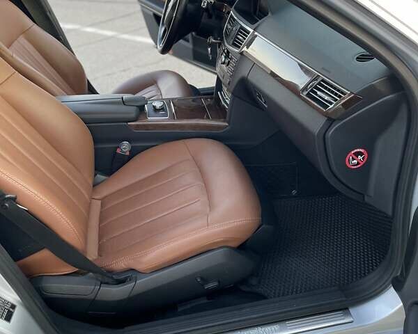 Мерседес Е-Класс, объемом двигателя 2.14 л и пробегом 319 тыс. км за 13500 $, фото 16 на Automoto.ua