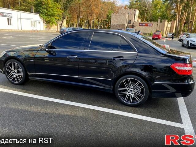 Мерседес Е-Клас, об'ємом двигуна 2.2 л та пробігом 258 тис. км за 12500 $, фото 6 на Automoto.ua