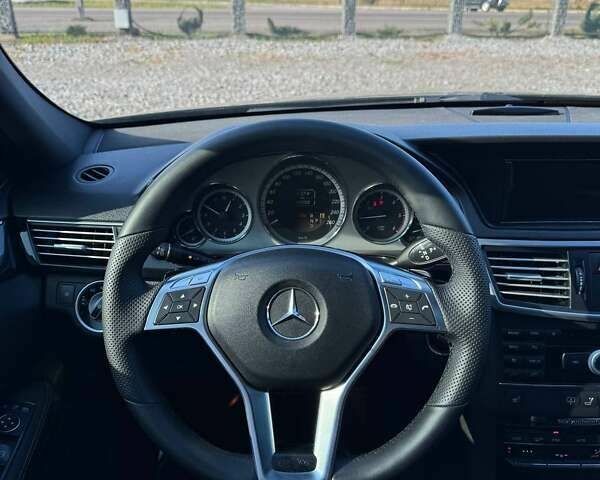 Мерседес Е-Класс, объемом двигателя 2.1 л и пробегом 283 тыс. км за 14950 $, фото 12 на Automoto.ua